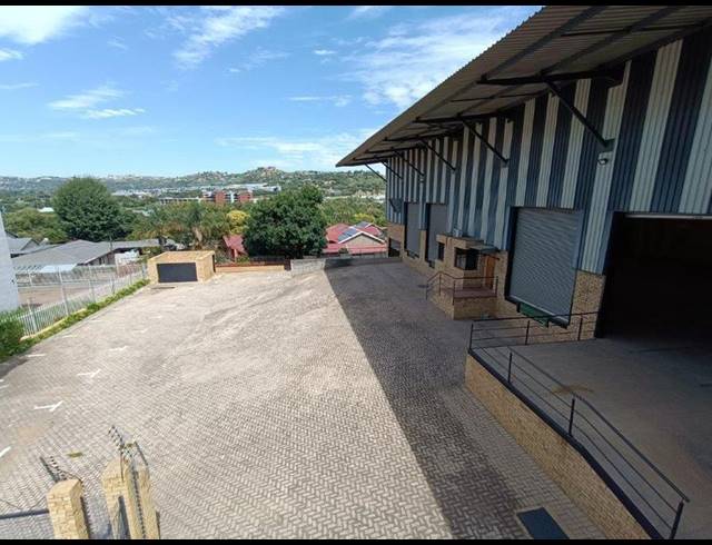INDUSTRIAL PROPERTY TO RENT IN WELTEVREDEN PARK